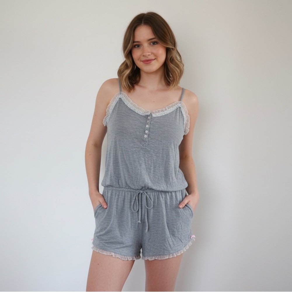 Vintage Victoria Secret Gray Lace-Trim Romper Sleepwear Women's Intimates Y2K